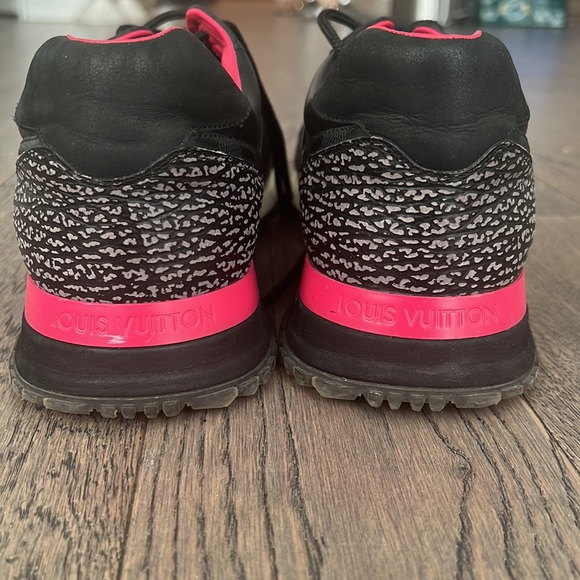 Louis Vuitton men’s shoes - Picture 4 of 4